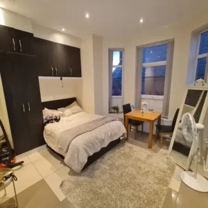 Studio Flat with All Bills Covered