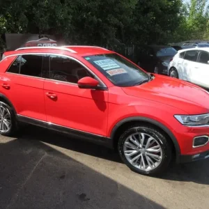 2018 Volkswagen T-Roc 1.5 TSI EVO SEL 5-door Hatchback - Image 8
