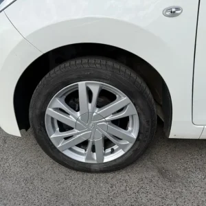 2014 Toyota Aygo 1.0 VVT-i X-pression 5-door Hatchback - Image 3