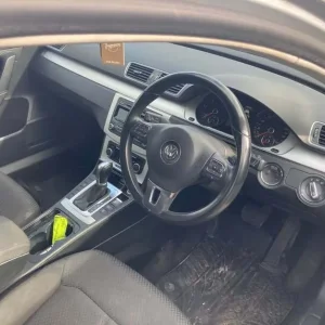 2014 Volkswagen Passat B7 2.0 TDI Automatic for parts - Image 4