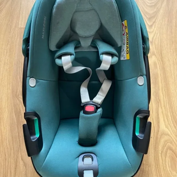Maxi Cosi Pebble 360 i-size baby car seat