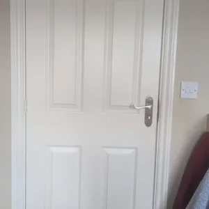 White internal doors - Image 5