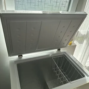 Used freezer in good condition - Image 5