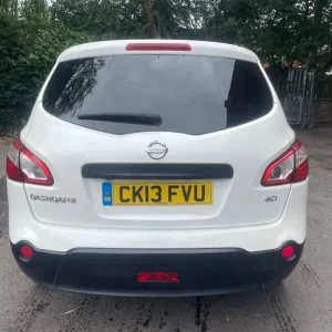 2013 Nissan Qashqai 7-seater with 360 view cameras - Image 4