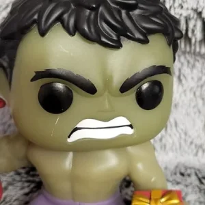 Marvel Holiday Incredible Hulk Pop Vinyl Figure - Image 3