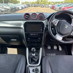2018 Suzuki Vitara 1.4 Boosterjet S AllGrip 5-door Estate - Image 6