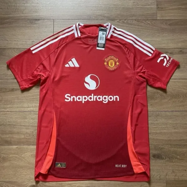 Man united 24/25 home kit