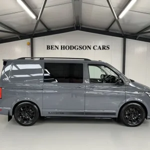 2021 Volkswagen Transporter 2.0 BiTDI T32 Sportline Black Edition Kombi Double Cab 5dr Diesel DSG - Image 5