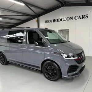 2021 Volkswagen Transporter 2.0 BiTDI T32 Sportline Black Edition Kombi Double Cab 5dr Diesel DSG - Image 6