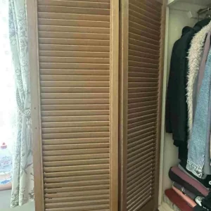 Two single and two double wardrobe doors with handles - Image 6