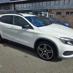 2015 Mercedes-Benz GLA GLA 200 CDI AMG Line 5dr Auto ESTATE DIESEL Automatic - Image 3