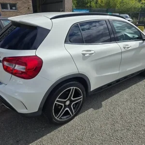 2015 Mercedes-Benz GLA GLA 200 CDI AMG Line 5dr Auto ESTATE DIESEL Automatic - Image 4
