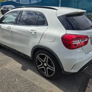 2015 Mercedes-Benz GLA GLA 200 CDI AMG Line 5dr Auto ESTATE DIESEL Automatic - Image 7