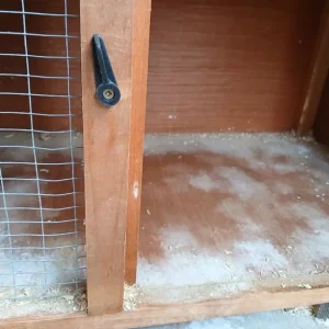 Hutch and thermal cover - Image 4