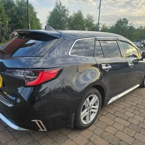2022 Toyota Corolla 1.8 VVT-i Hybrid Estate - Image 3