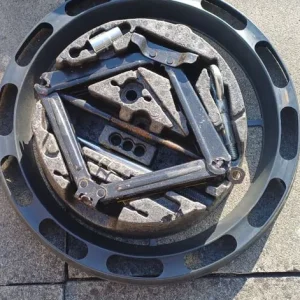 Vauxhall Zafira Spare Tyre and Tools - Image 4