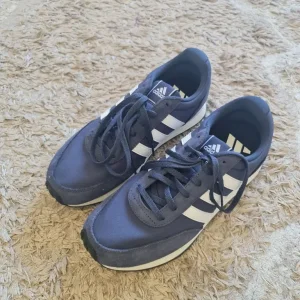Adidas Run 60s 3.0 Shoes Size 6 UK Mens Blue White Original - Image 2