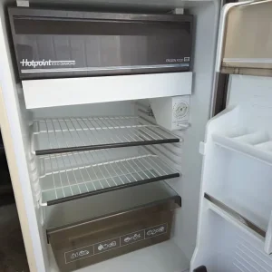 Under counter fridge - Image 3