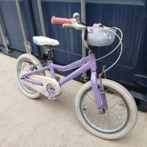 Giant Liv Adore girls bike with basket - 16 inch wheels - Image 2