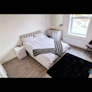 1 bedroom in Burngreave Road, axbridge, Somerset (#2584782) - Image 3