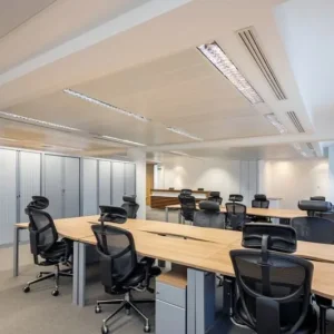 Private Serviced Offices: 15 to 1000 Desks Available - Image 3