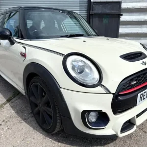 2018 Mini Cooper S 2.0 JCW Body Kit – Front End Damage, Starts and Drives