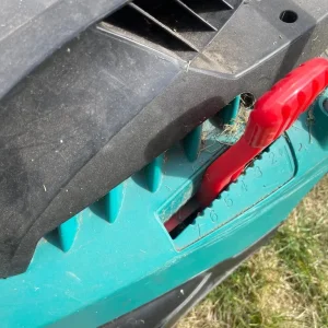 Bosh Rotak 34 GC Lawnmower - Image 3
