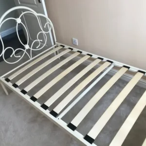 Period metal single bedstead in antique cream - Image 2