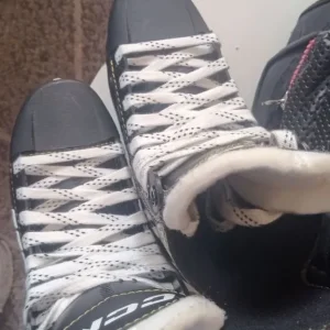 CCM ice skates uk 3.5 - Image 3
