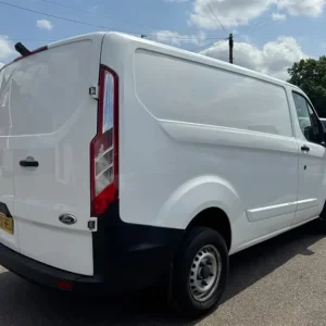2020 Ford Transit Custom 2.0 EcoBlue Leader Panel Van - Image 5