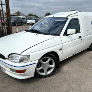 FORD ESCORT 55 White Manual Diesel 2000 - Image 2