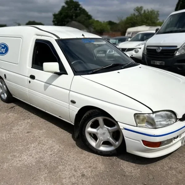 FORD ESCORT 55 White Manual Diesel 2000