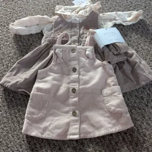 Girls Baby Clothes 0-3 Months - Image 3