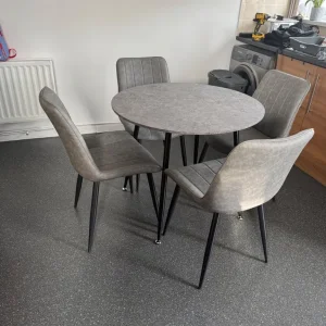 Dining table and chairs - Image 2