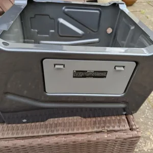 Mercedes Sprinter passenger single seat base - Image 5