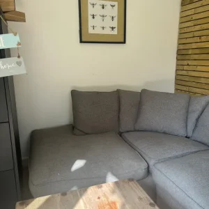Grey Corner Sofa – L-Shaped Sectional, Good Condition - Image 4