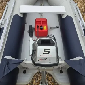 Honwave T27 Airdeck with Honda 4 Stroke 5HP Outboard - Image 3