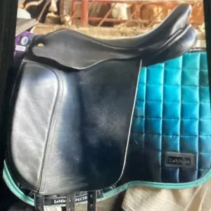 17” Black Country dressage saddle