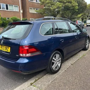 Volkswagen Golf Estate 2013 1598cc 5-door semi-auto - Image 3