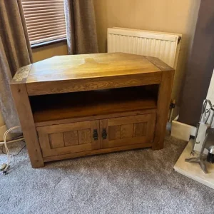 Solid Oak TV Bench with Storage - Image 3
