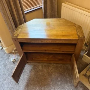 Solid Oak TV Bench with Storage - Image 7