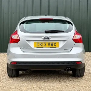 2013 Ford Focus 1.6 EcoBoost Titanium 5-door Hatchback - Image 8