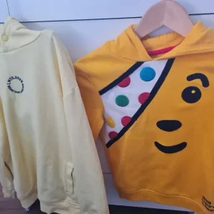 Bundle of clothes - Image 2