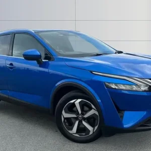 2022 Nissan Qashqai 1.3 DiG-T N-Connecta 5-door hatchback