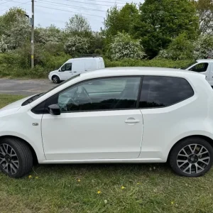 2013 Volkswagen Groove Up 3Dr Hatch - Image 2