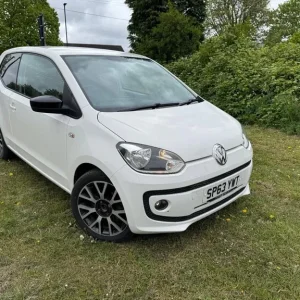 2013 Volkswagen Groove Up 3Dr Hatch - Image 6