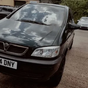 2004 Vauxhall Zafira 1.8 Petrol MPV - Image 2