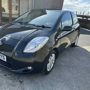 2008 Toyota Yaris Hatchback 1.3 Petrol Manual - Image 3