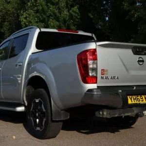2019 Nissan Navara 2.3 dCi Tekna 4WD Euro 6 (s/s) 4dr PICK UP Diesel Manual - Image 6
