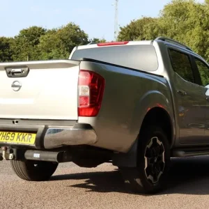 2019 Nissan Navara 2.3 dCi Tekna 4WD Euro 6 (s/s) 4dr PICK UP Diesel Manual - Image 7